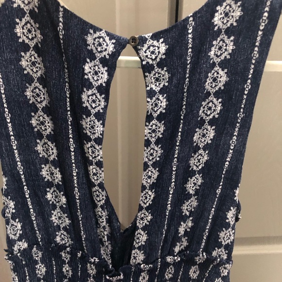 Hem and Thread jumpsuit - Picture 8 of 11